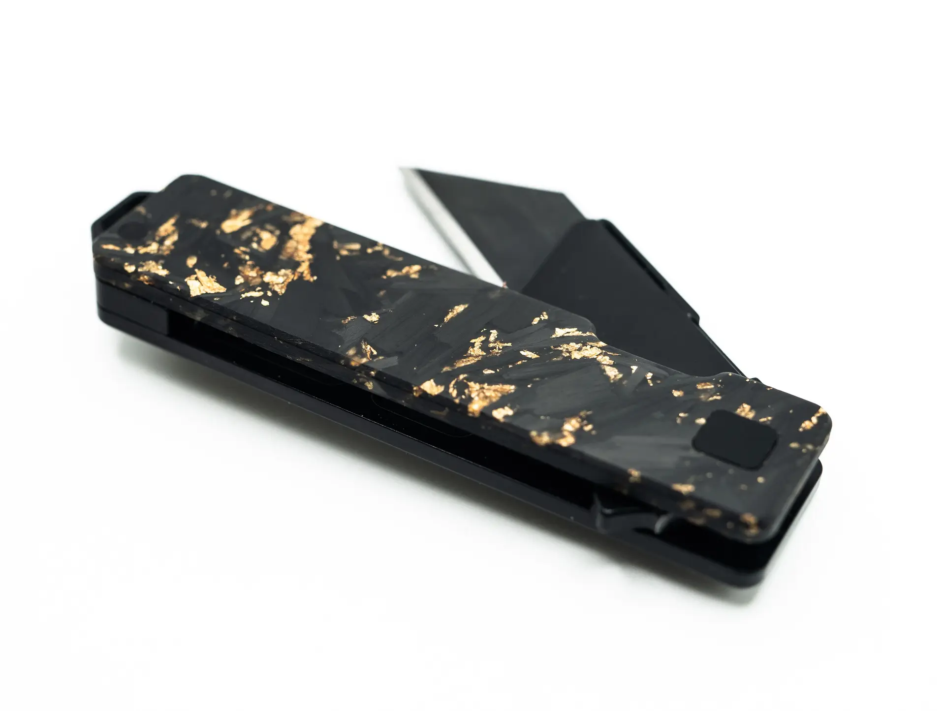 TiRant® RAZOR V3 Utility Knife (Jet-Black 6AL-4V Titanium) RH-SIDE Forged Carbon Fiber GOLD FLAKE Edition